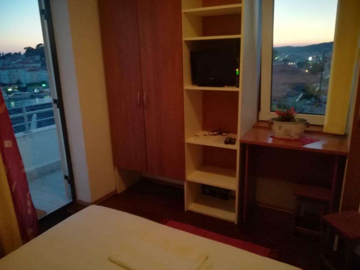 Apartmani Ivic Paka Rab Banjol المظهر الخارجي الصورة